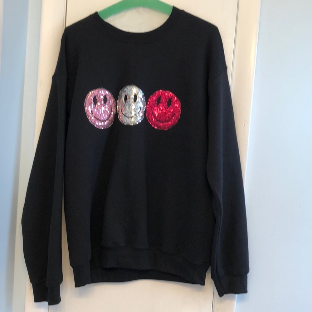 Sequin smiley face sweatshirt & t-shirt pair